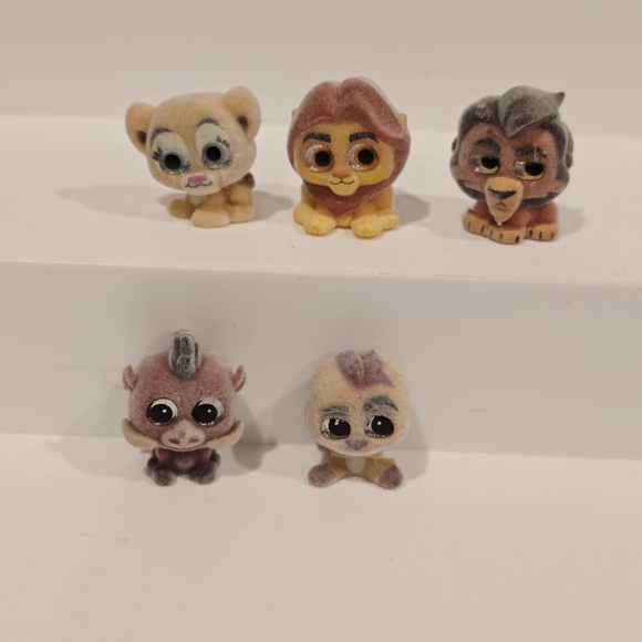 Disney Doorables Lion King Fuzzy Figure Set - Picture 1 of 5